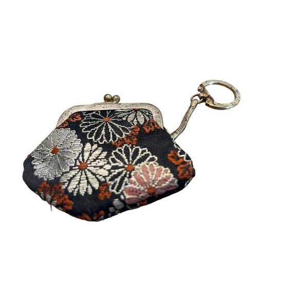 Vintage 1950s Clasp Keychain Rainbonnet Holder Change Purse Embroidered - Picture 9 of 12